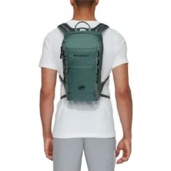 Mammut Neon Light 12 17 Mammut Neon Light 12 -Camping Paradise 2510 02490 40236 mod back hf png 243392 rsz 41664.1676400834