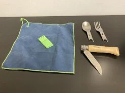 Opinel Picnic+ -Camping Paradise 3AC4C4C6 D9BD 4F13 8794 F4065CA6691F