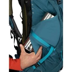 Osprey Atmos AG 65 - Men's 39 Osprey Atmos AG 65 - Men's -Camping Paradise Atmos 65L S22 Detail1 VenturiBlue rsz 94095.1652392023