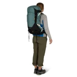 Osprey Sirrus 36 - Women's 28 Osprey Sirrus 36 - Women's -Camping Paradise Sirrus 36L S22 OnBody2 SucculentGreen rsz 33581.1675814084