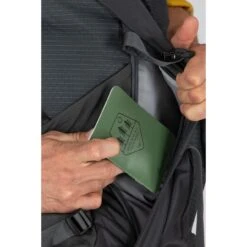 Osprey Stratos 44 - Men's -Camping Paradise Stratos 44L S22 Detail13 TunnelVisionGrey rsz 04615.1652399679