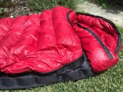 Western Mountaineering Apache MF -Camping Paradise WM Sleep bag zipper collar