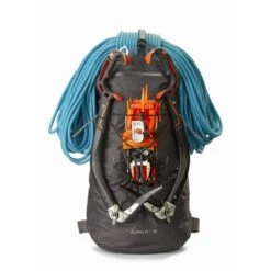 Arc'teryx Alpha FL 30 Backpack -Camping Paradise alpha fl 30 backpack carbon copy ice axe attachment rsz 00125.1651086862