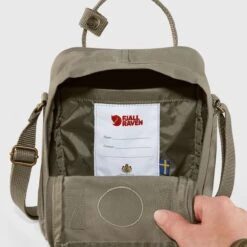 Fjallraven Kanken Sling -Camping Paradise f23797 fw19 fvrd kanken sling fjaellraeven 21 rsz 10063.1640890909