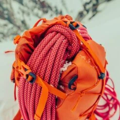 Gregory Alpinisto 38 LT - Men's (Fall 2022) -Camping Paradise gmp s20 alpinistolt38 7 toprope 50250.1626823150